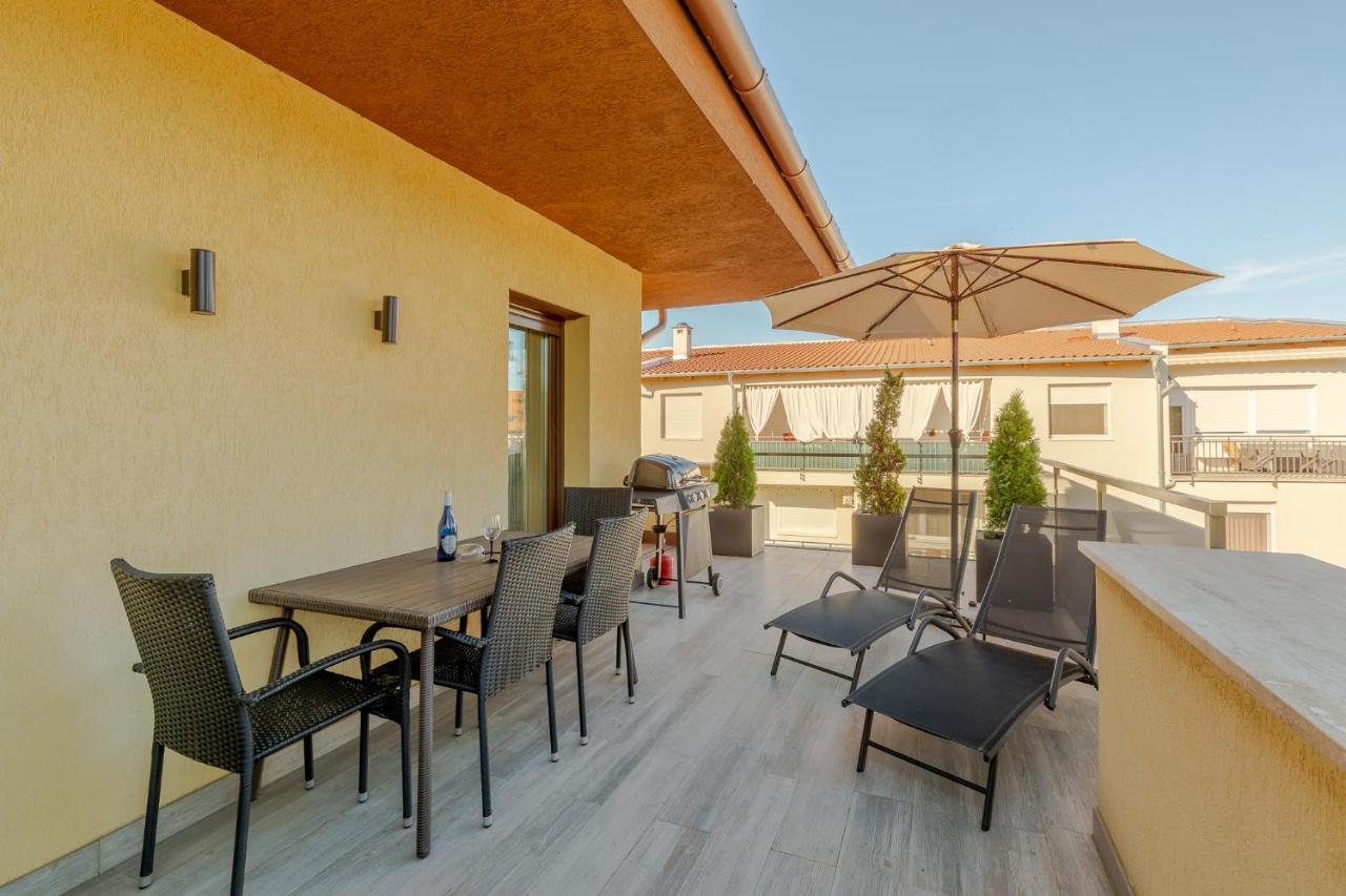 Casa Luxury Wellness Apartman By Bltn Siofok Exterior photo